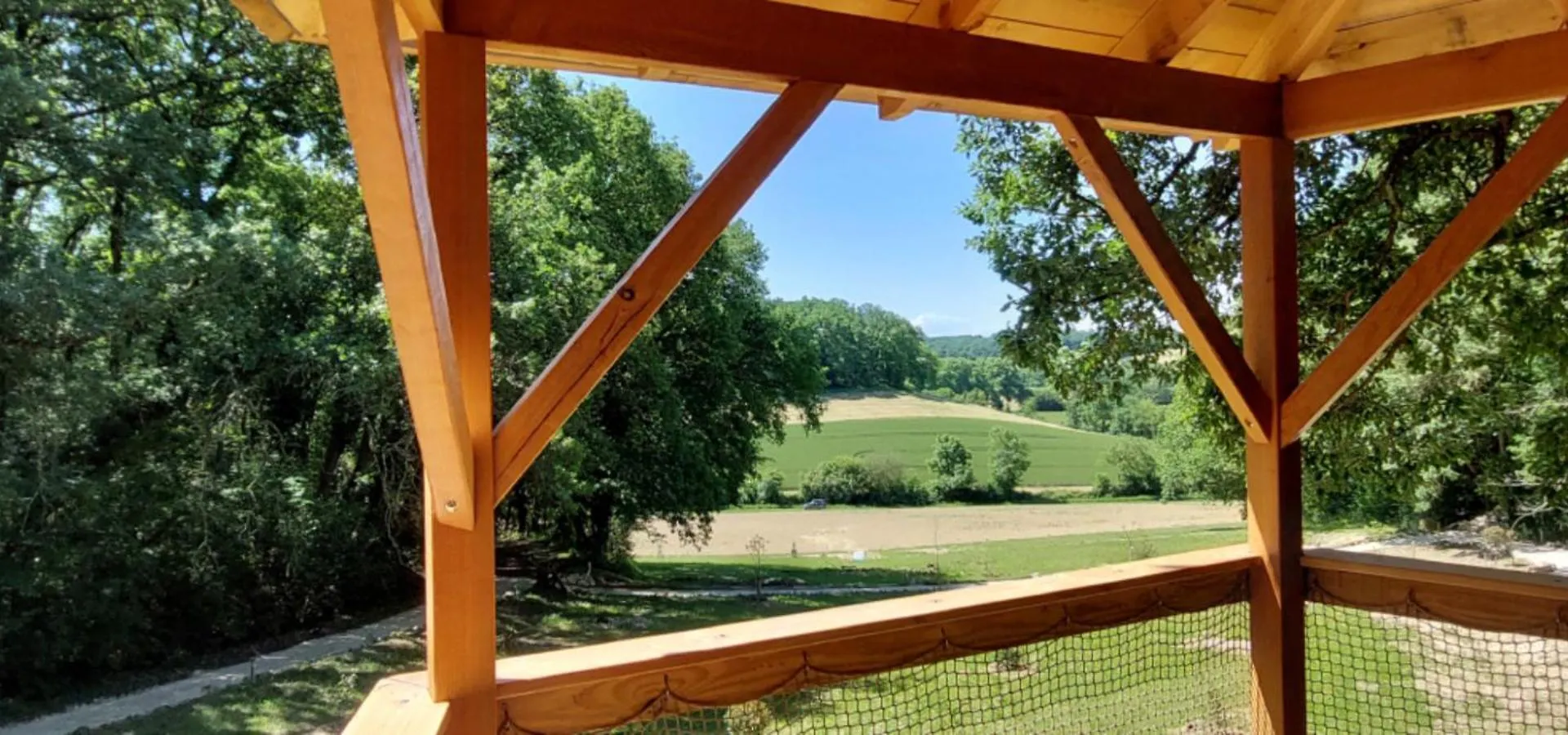 Les Cottages De Sarrant Lodge